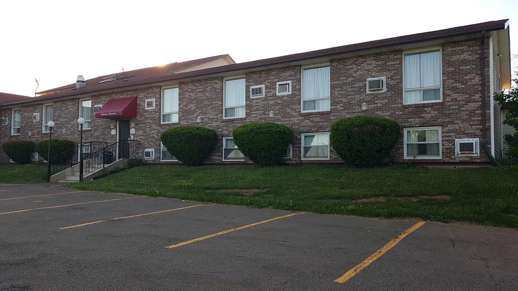 Queens Arms Inn Charlottetown Exterior photo